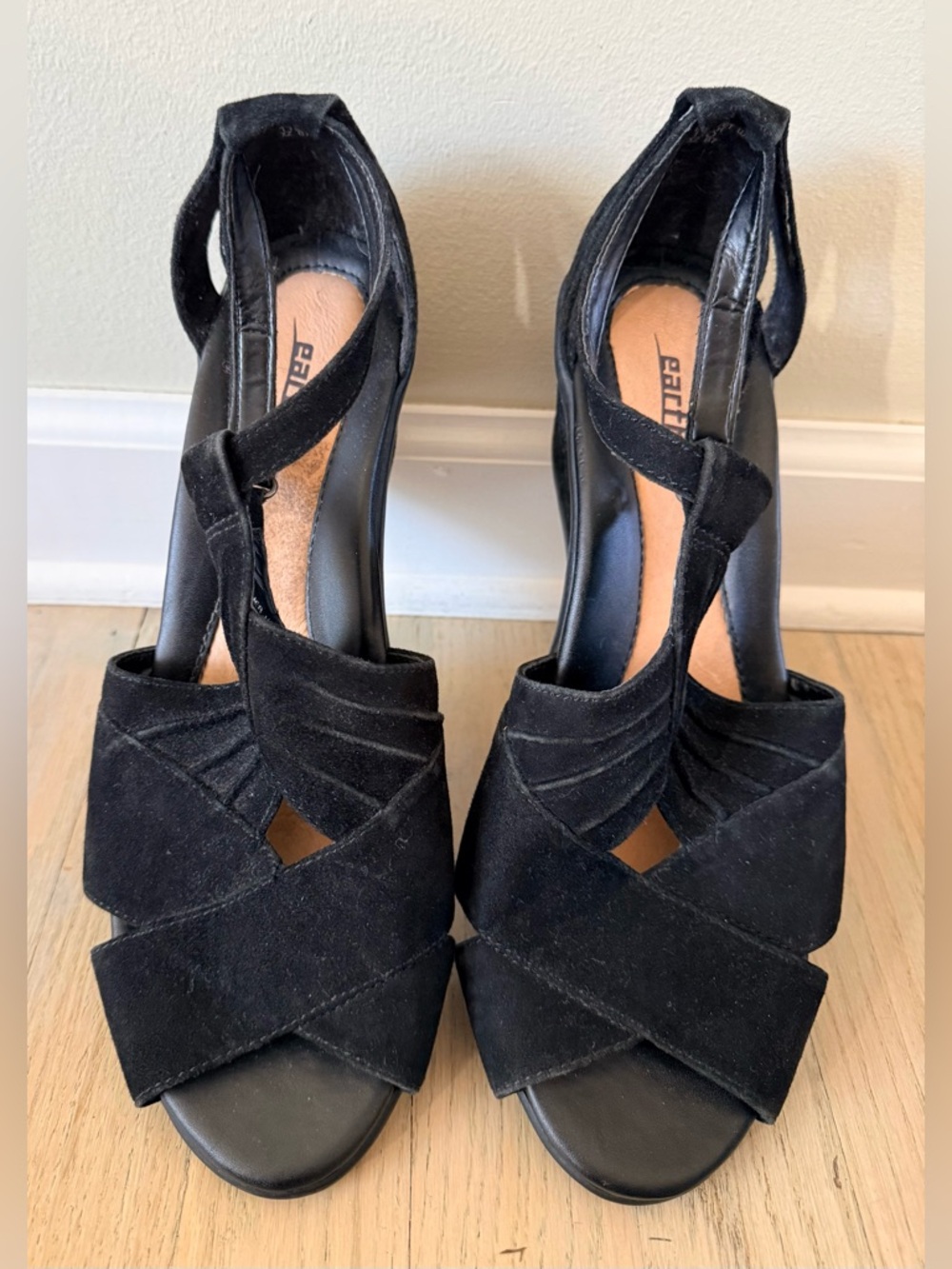 Earth Suede Wedge Shoes Curvet Wide Black 11D Sandals
